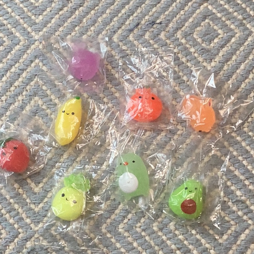 NON USED MOCHIES